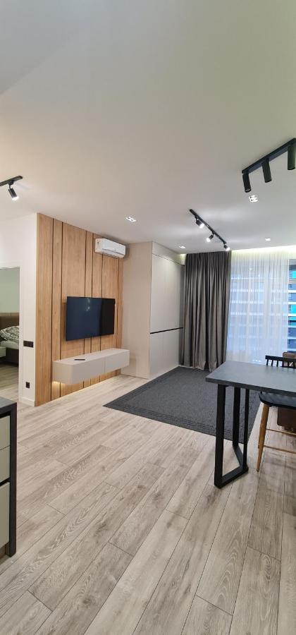 Oasis-Rent Leilighet Chisinau Eksteriør bilde
