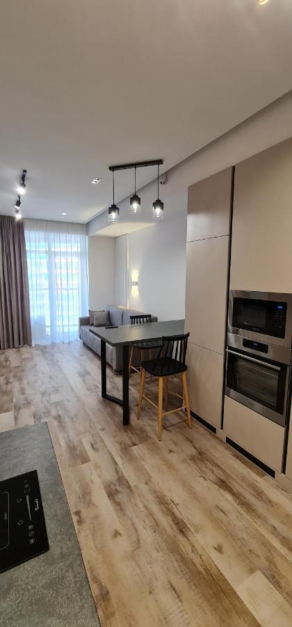 Oasis-Rent Leilighet Chisinau Eksteriør bilde